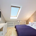 Laura Lux Gostinjska kuća 4*