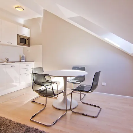 Laura Lux Pensjonat Split