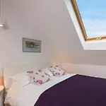 ラウラ ラックス スイーツ 4*