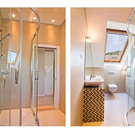 Laura Lux سبليت