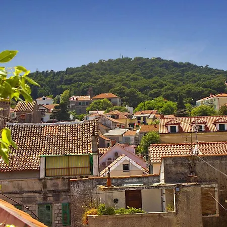 بيت ضيافة Laura Lux