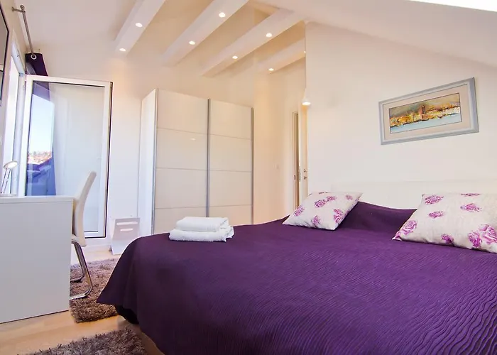 Laura Lux Penzion 4*