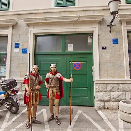 Gasthuis Laura Lux Split